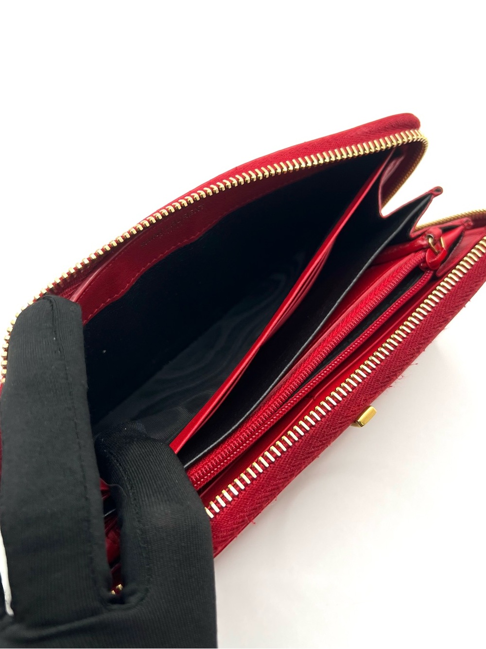 Authentic SAINT LAURENT YSL Calfskin Red Leather Zip Long Wallet - Picture 8 of 10